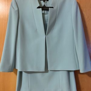 3 pc Alex Marie designer suit NEVER WORN
